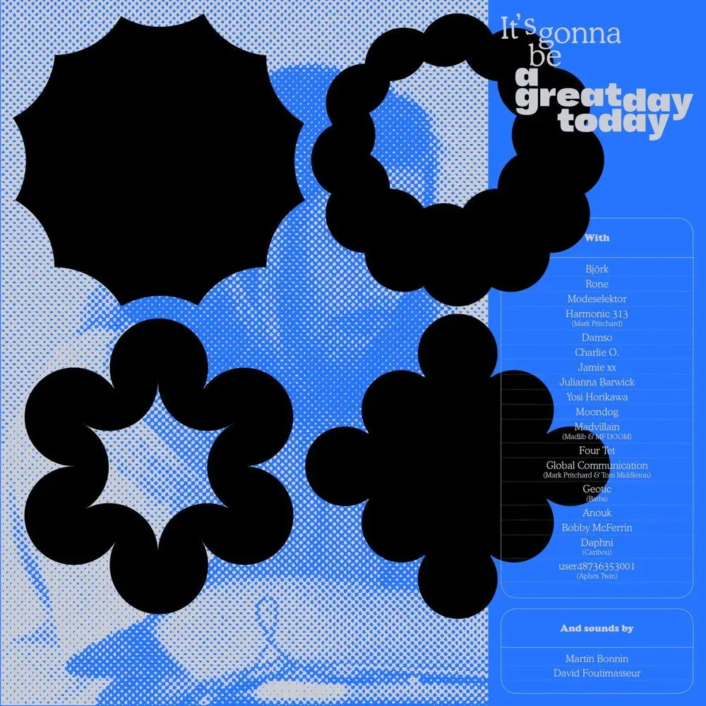 Une photo tramée bleue en arrière plan, des symboles géométriques noirs au premier plan, sur le coté droit, sur fond bleu, le titre et la tracklist.